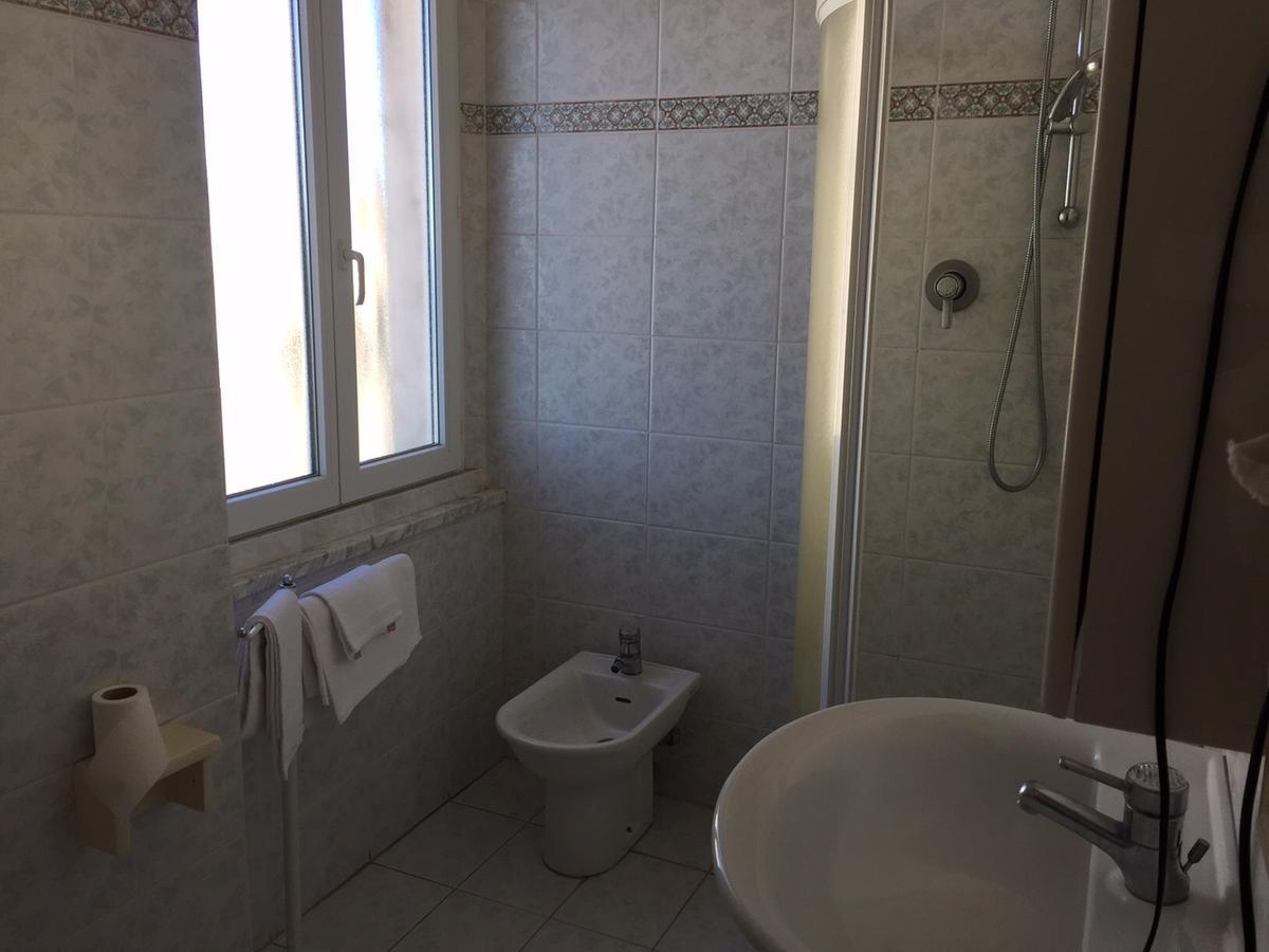 פולוניקה Hotel Lido מראה חיצוני תמונה